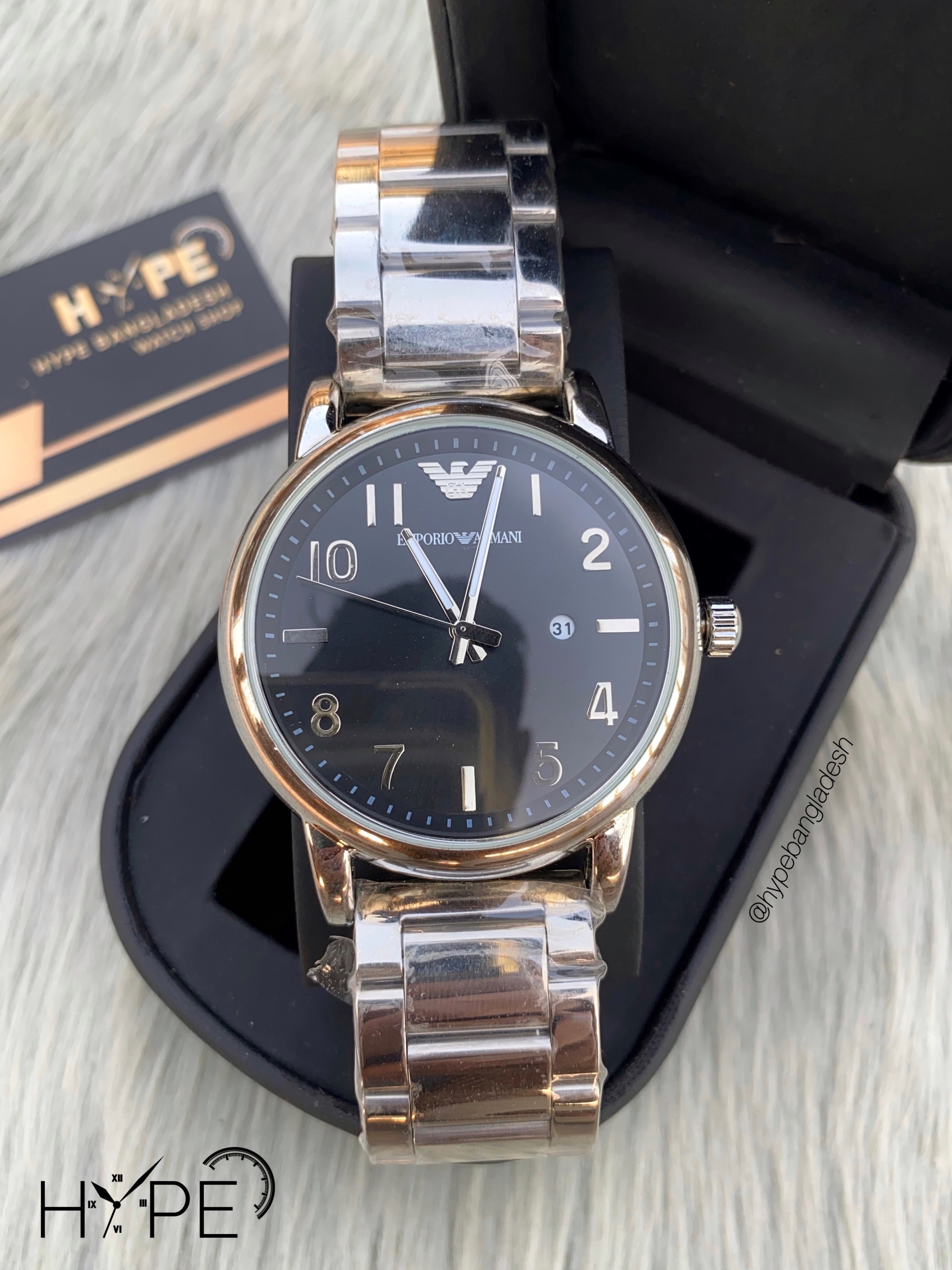 Armani Quartz (black dial)