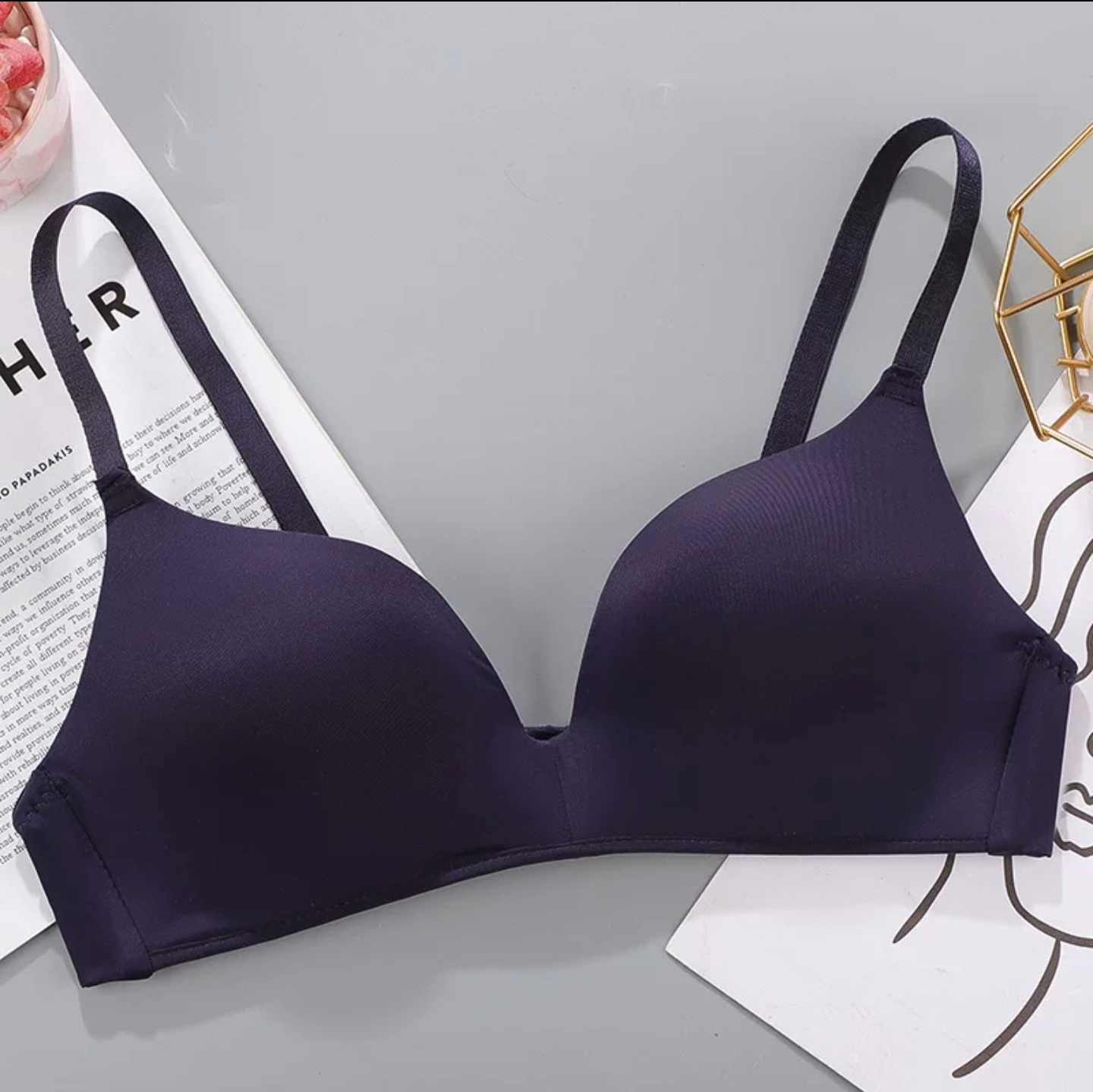 women Seamless t-shirt bra Underwear Sexy Gathered Bras Soft Breathable Bras Solid Color Underwear Girls Women Underwear Accessories_img_12