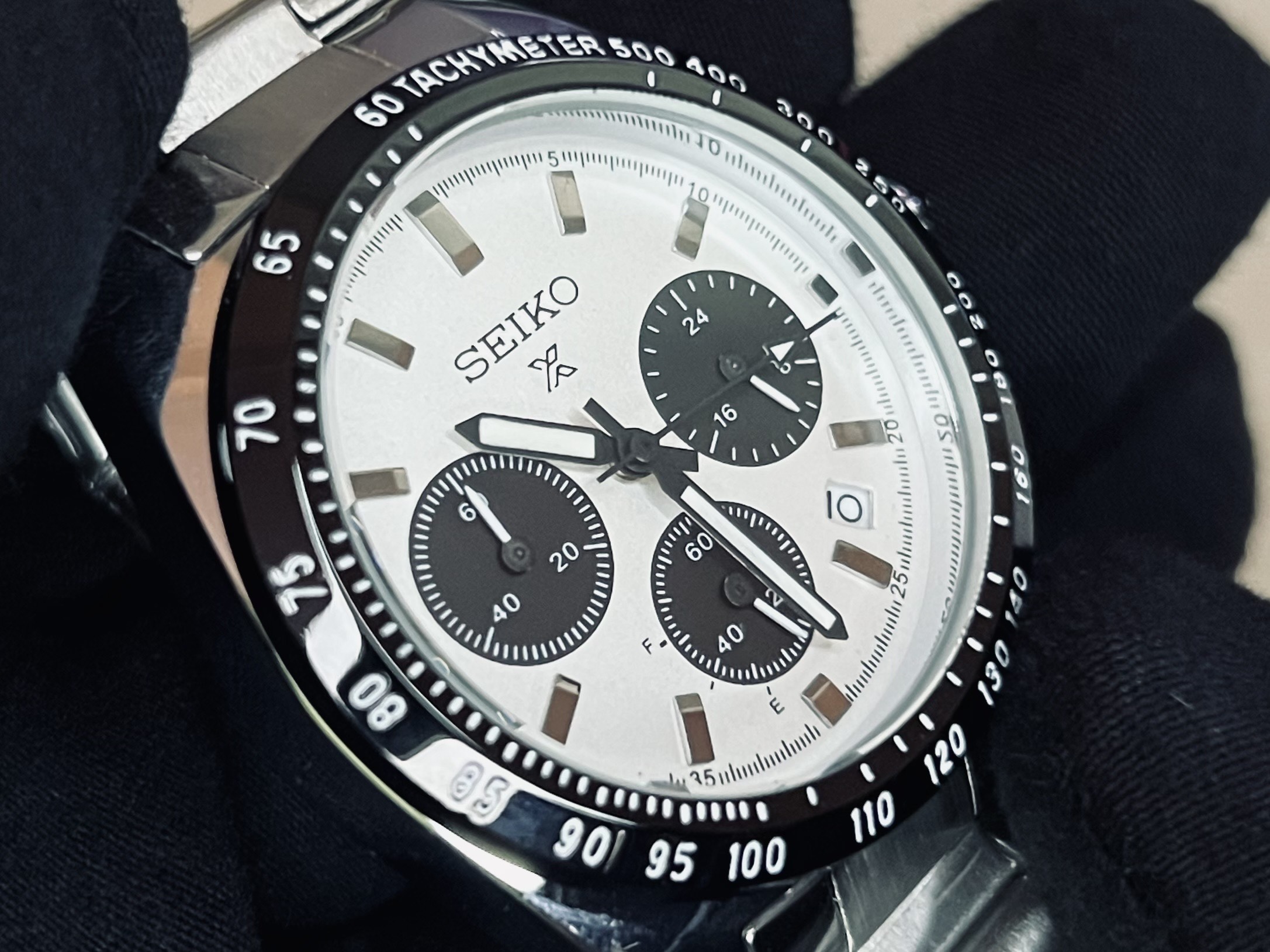Seiko Panda Di Three Eyed Watch thumbnail 2