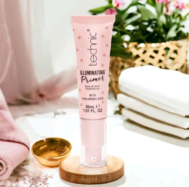 TECHNIC Hyaluronic Acid Illuminating Primer – 30ml