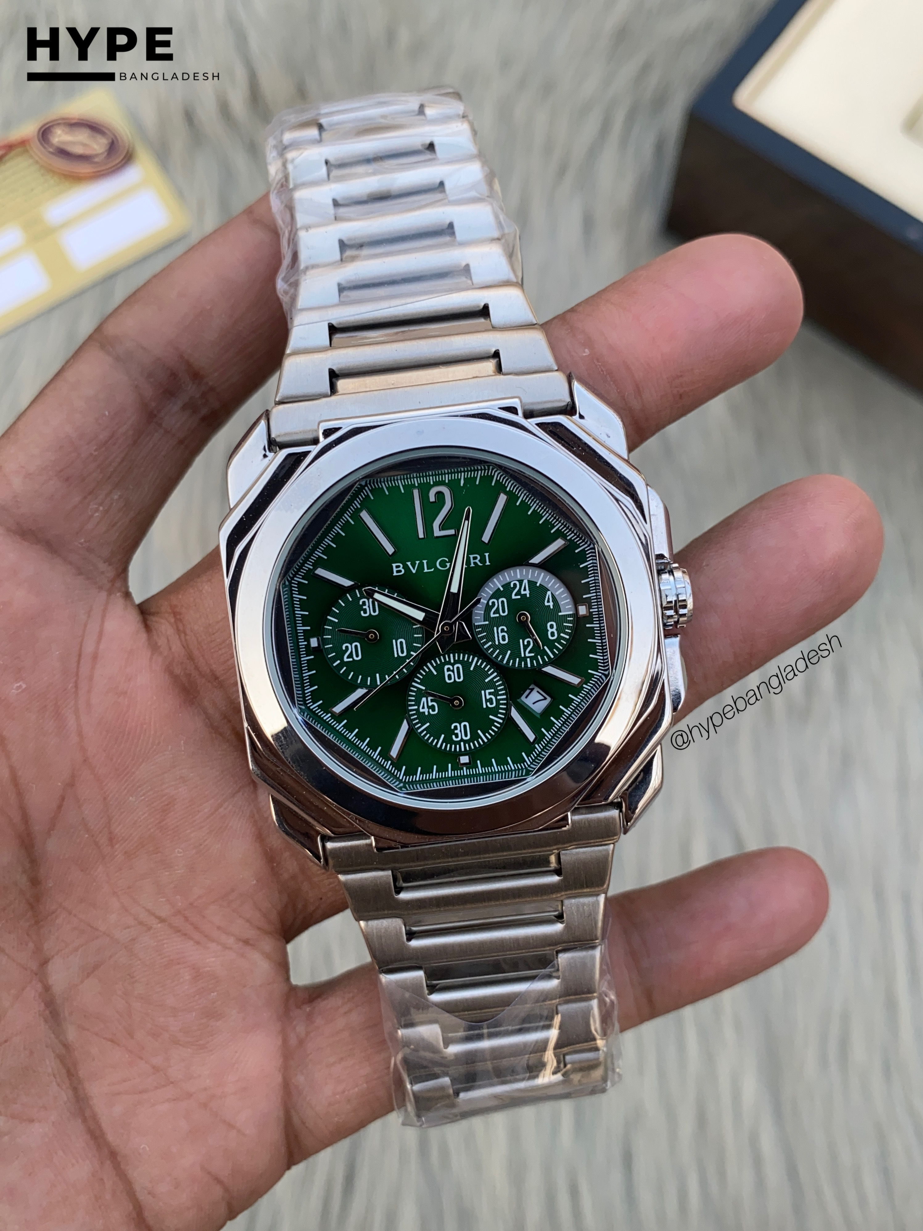 Bvlgari octo chronograph green dial