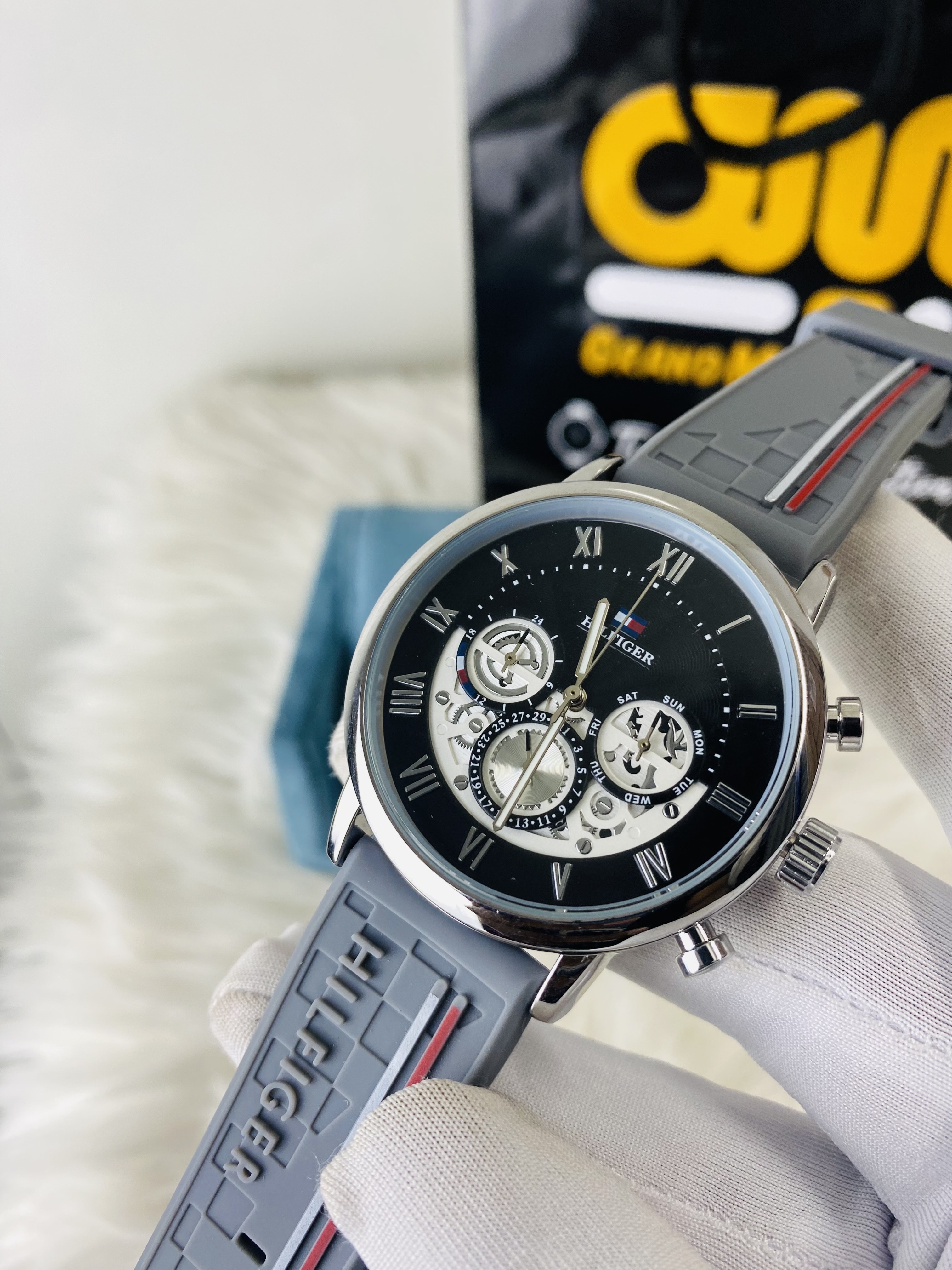 TOMMY HILFIGER || ACTIVE CHRONOGRAPH