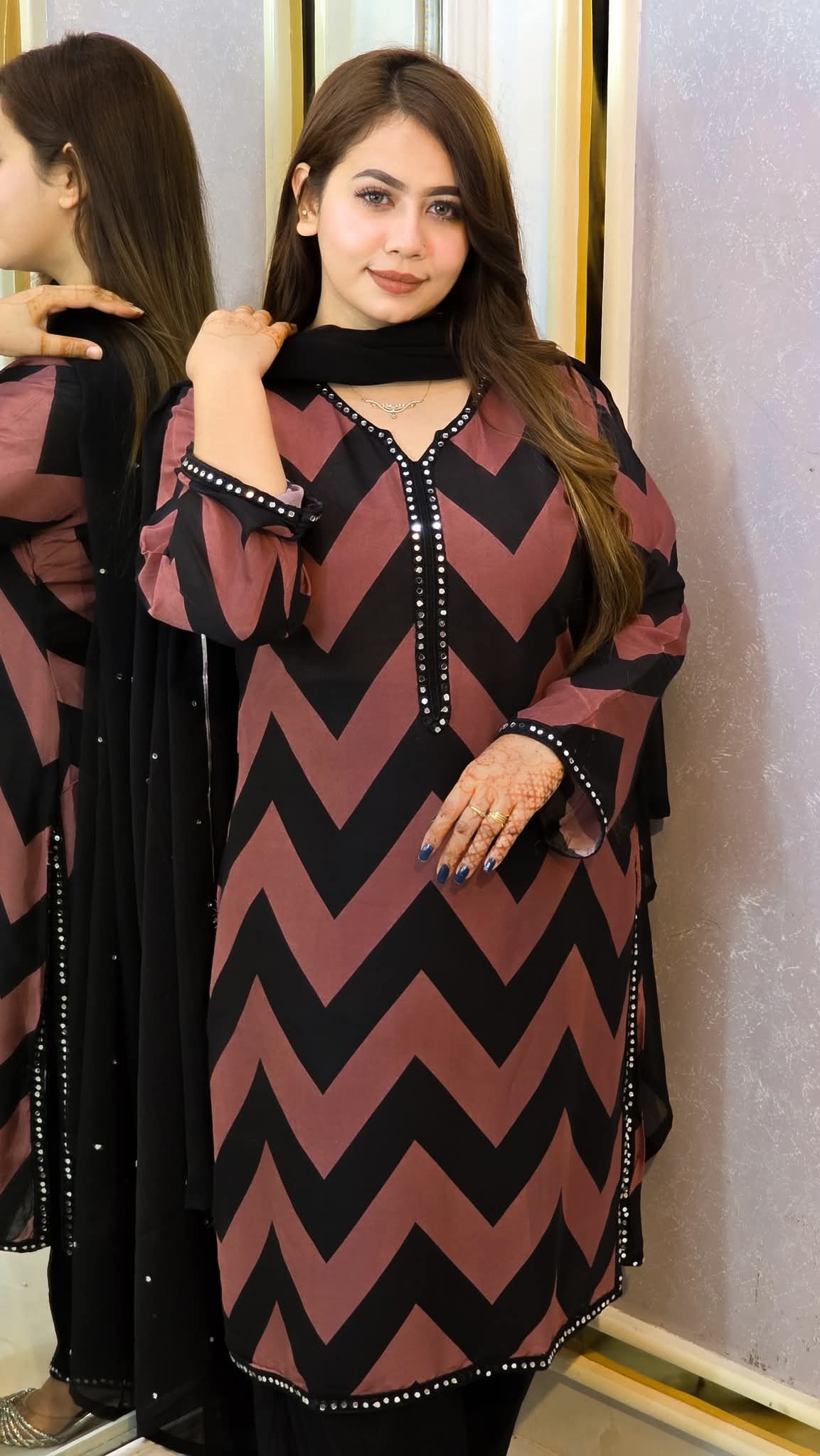 Eid Collection #Farshi Dress 🖤🥀 - Image 1