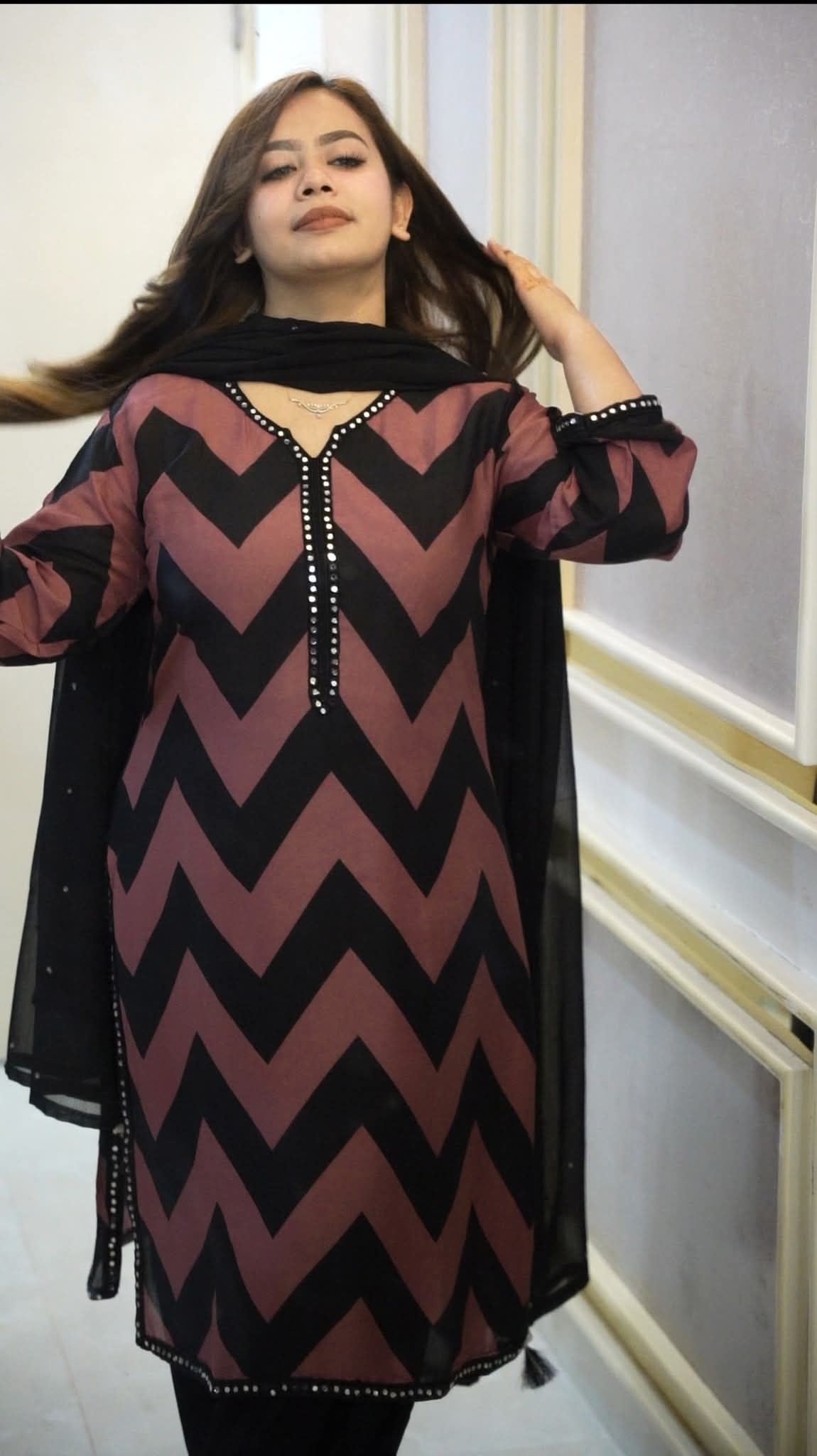 Eid Collection #Farshi Dress 🖤🥀 - Image 6