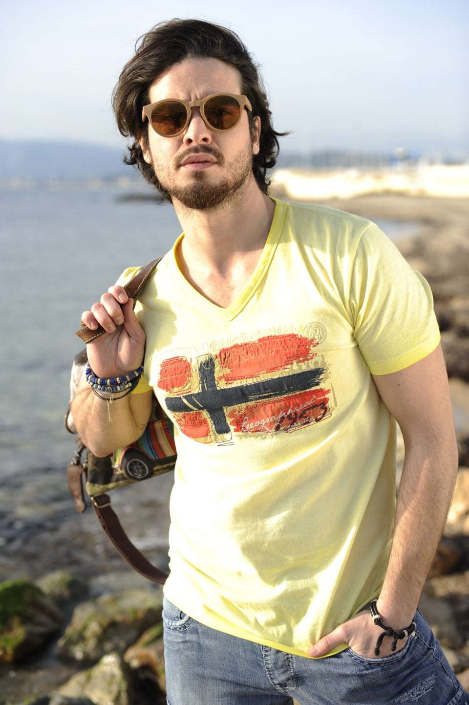 V-neck T-shirt Yellow_img_4
