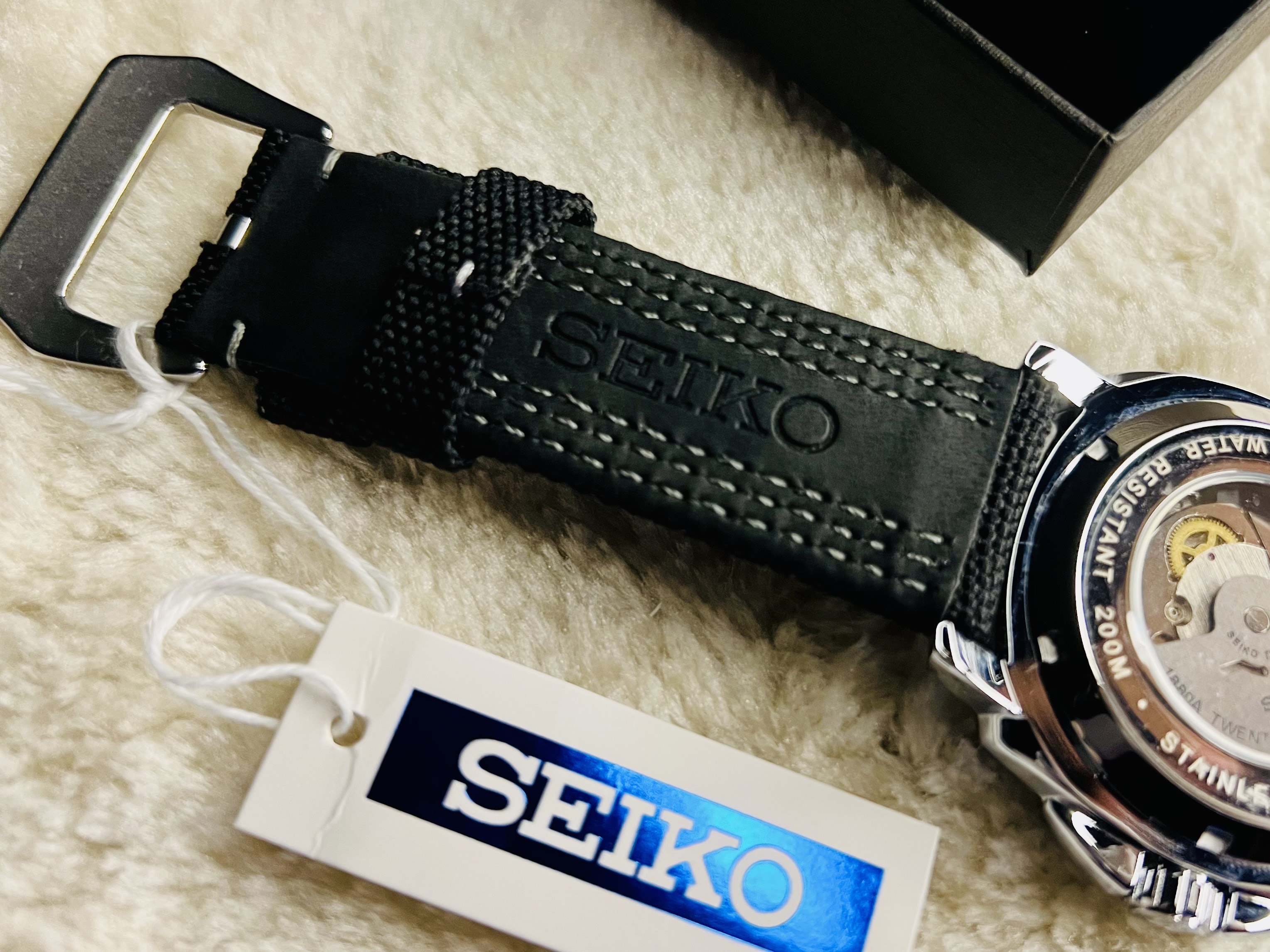 Seiko Mod 5 Sports 1880A Automatic Watch (Black) thumbnail 3