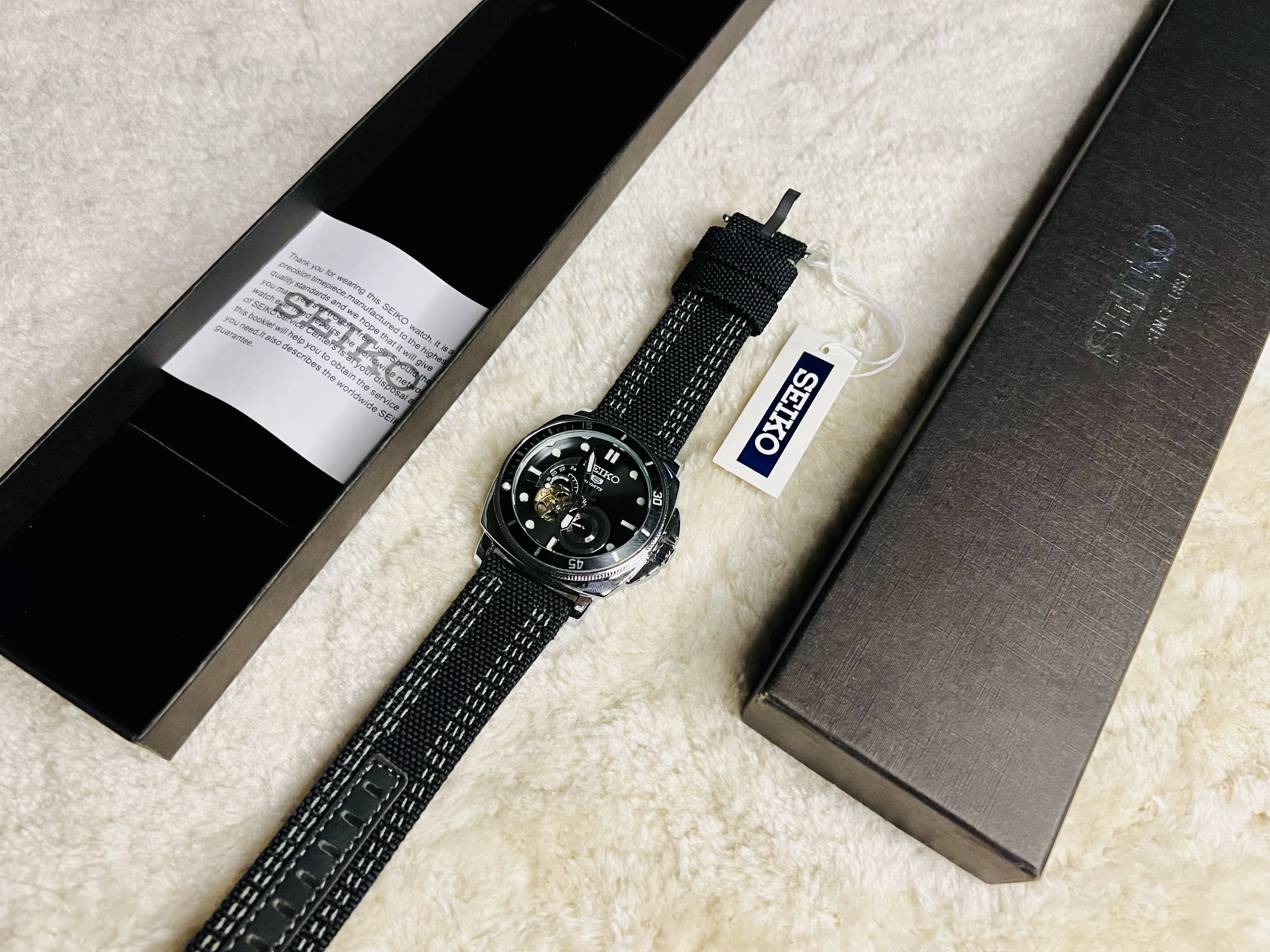 Seiko Mod 5 Sports 1880A Automatic Watch (Black) thumbnail 4