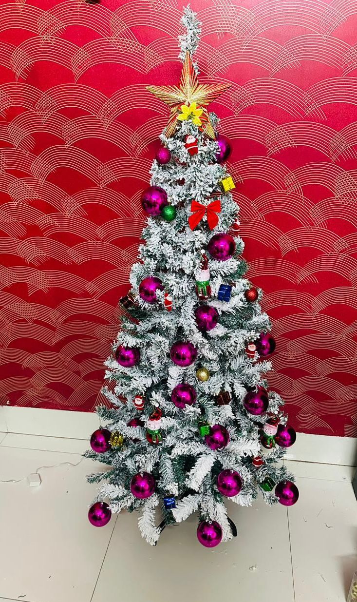 5 FEET FULL SNOW Tree with Decorations combo's