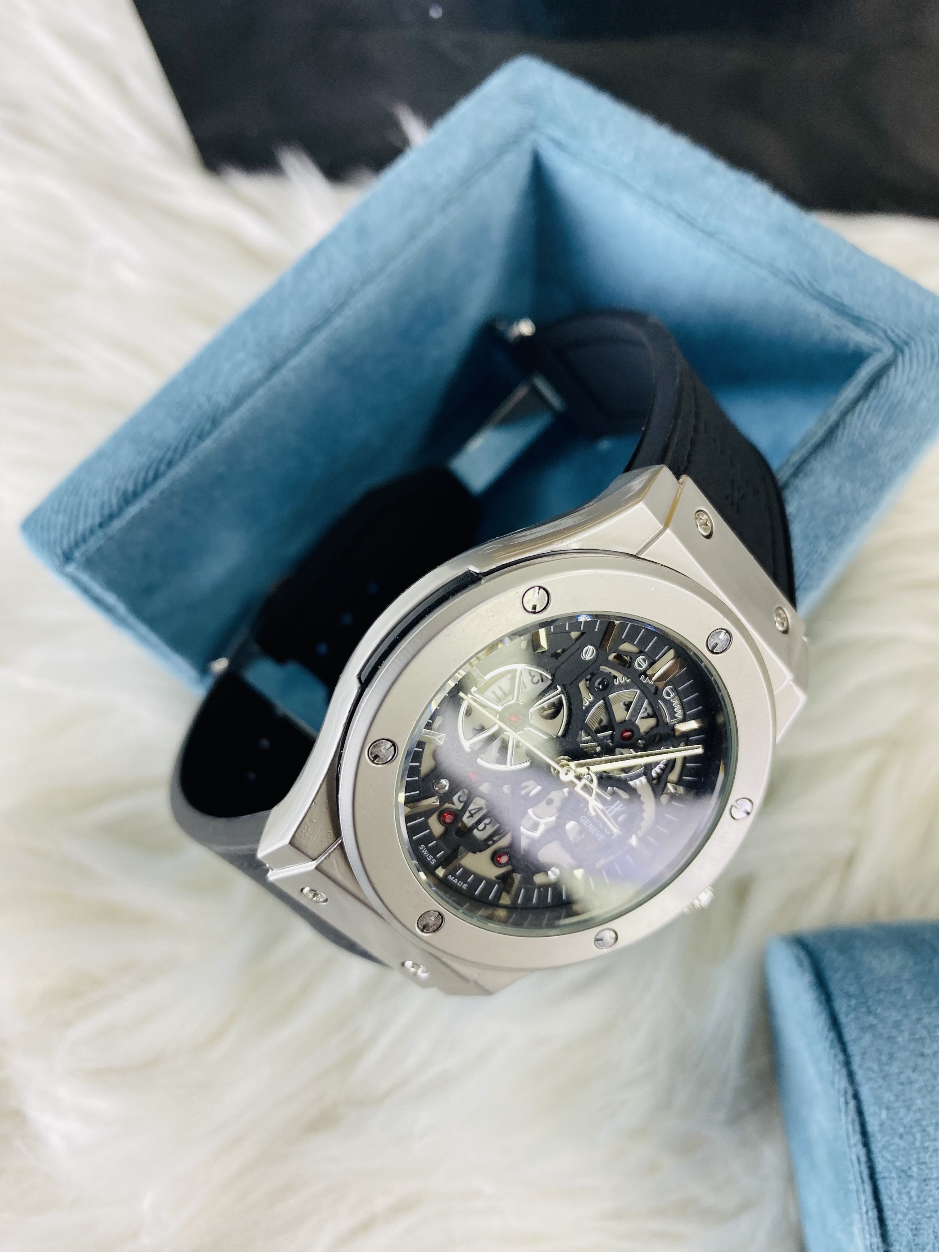 Hublot sweep_img_1