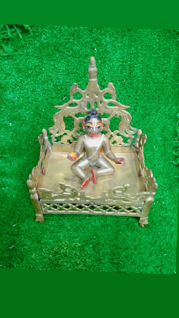 পিতলের গোপাল এবং সিংহাসন - Image 1