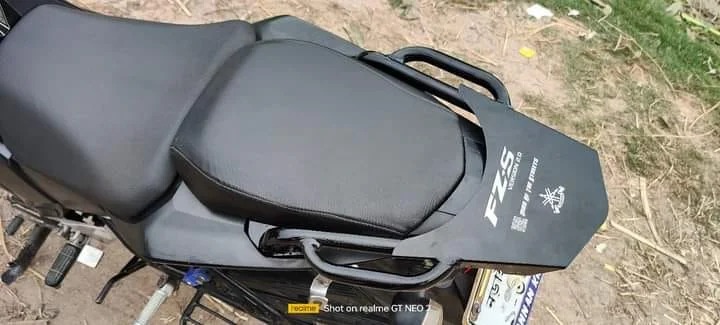Premium Back Carrier With Handle For Yamaha Fzs V2_img_3