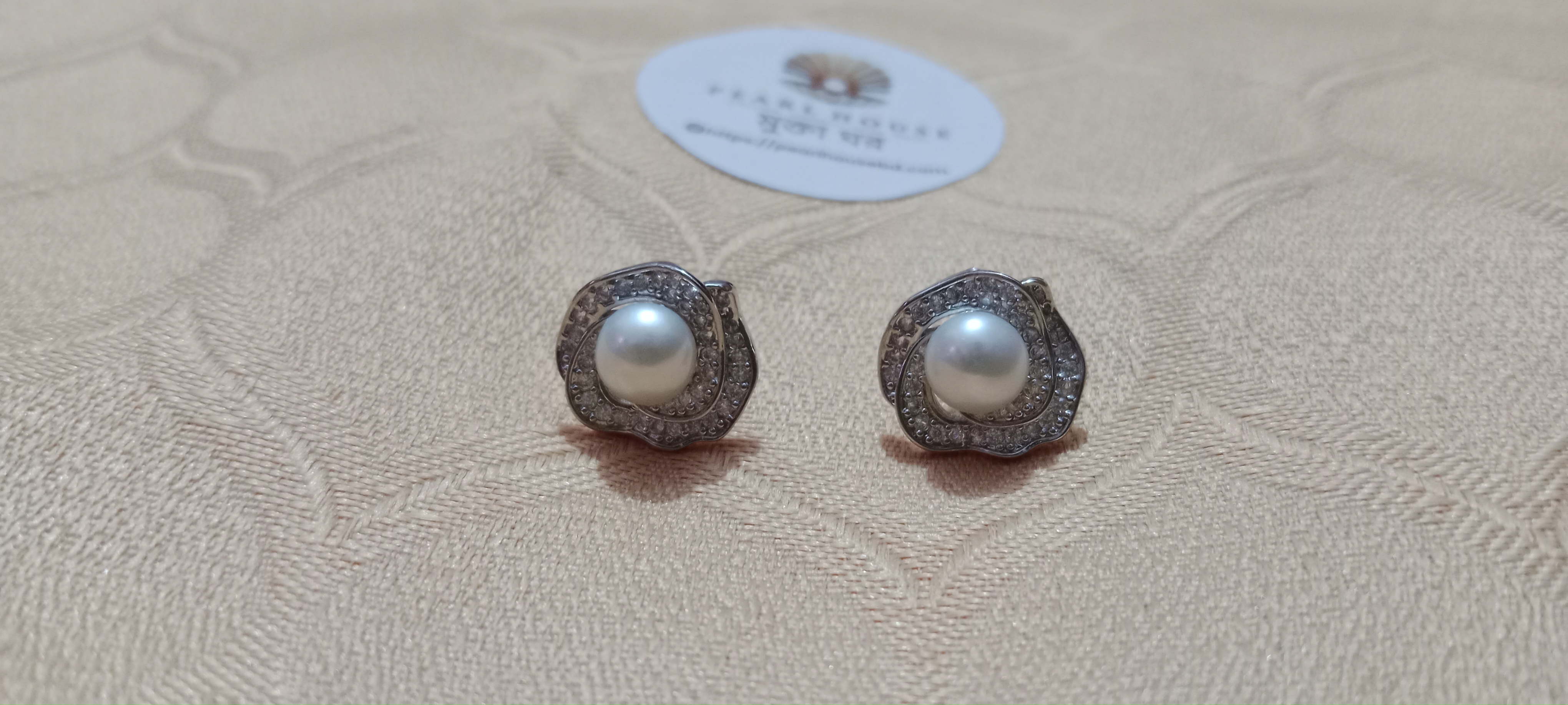 Exclusive Pearl Ear Ring_img_1