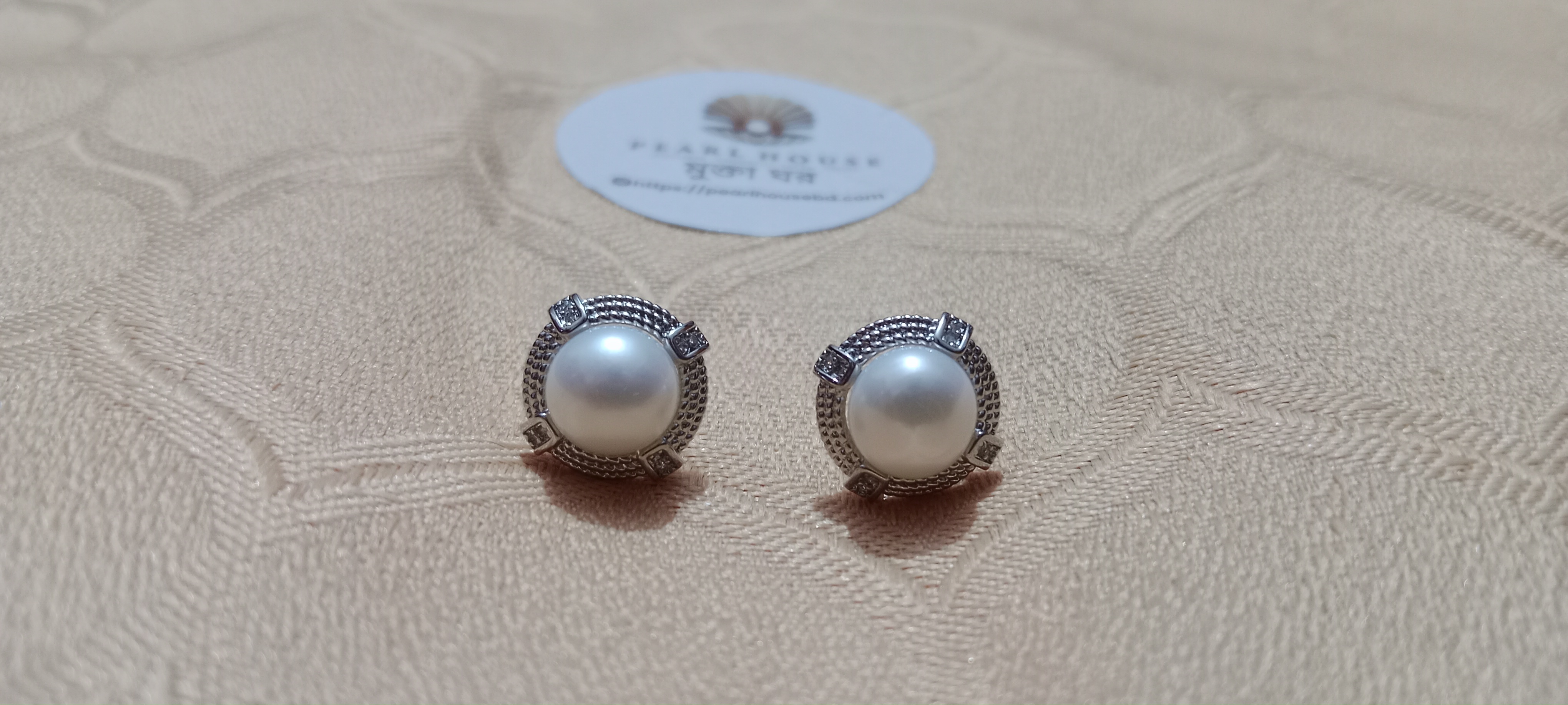 Exclusive Pear Ear Ring_img_0