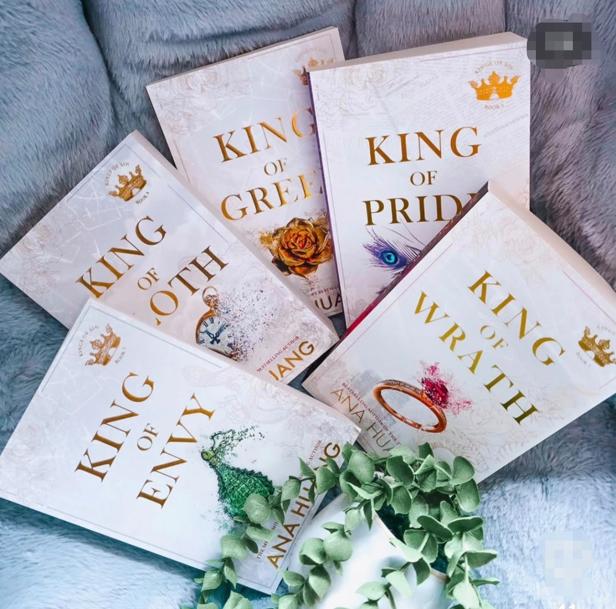 king series by Ana huang - Image 1