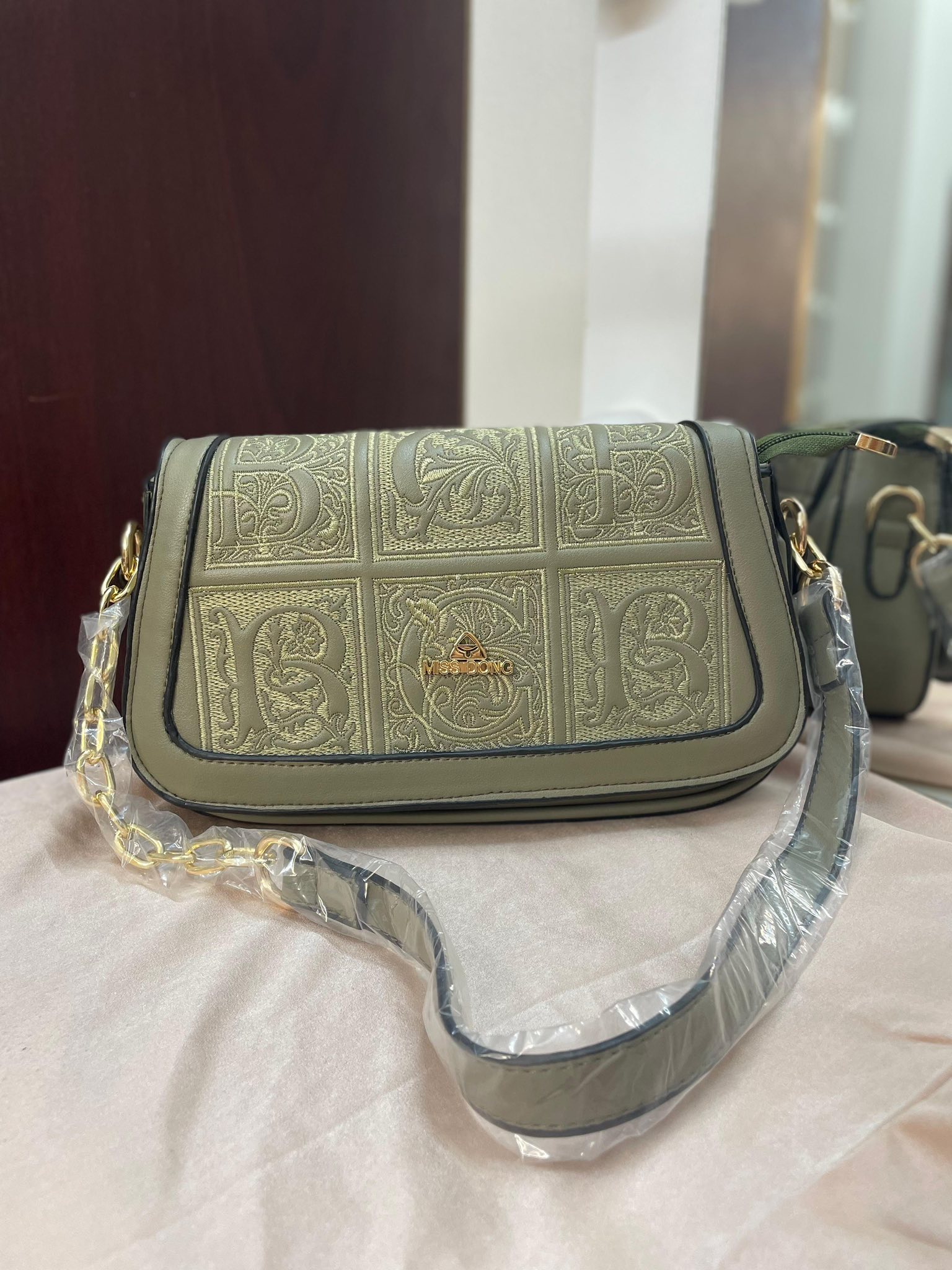 Premium Women’s Purse image 5