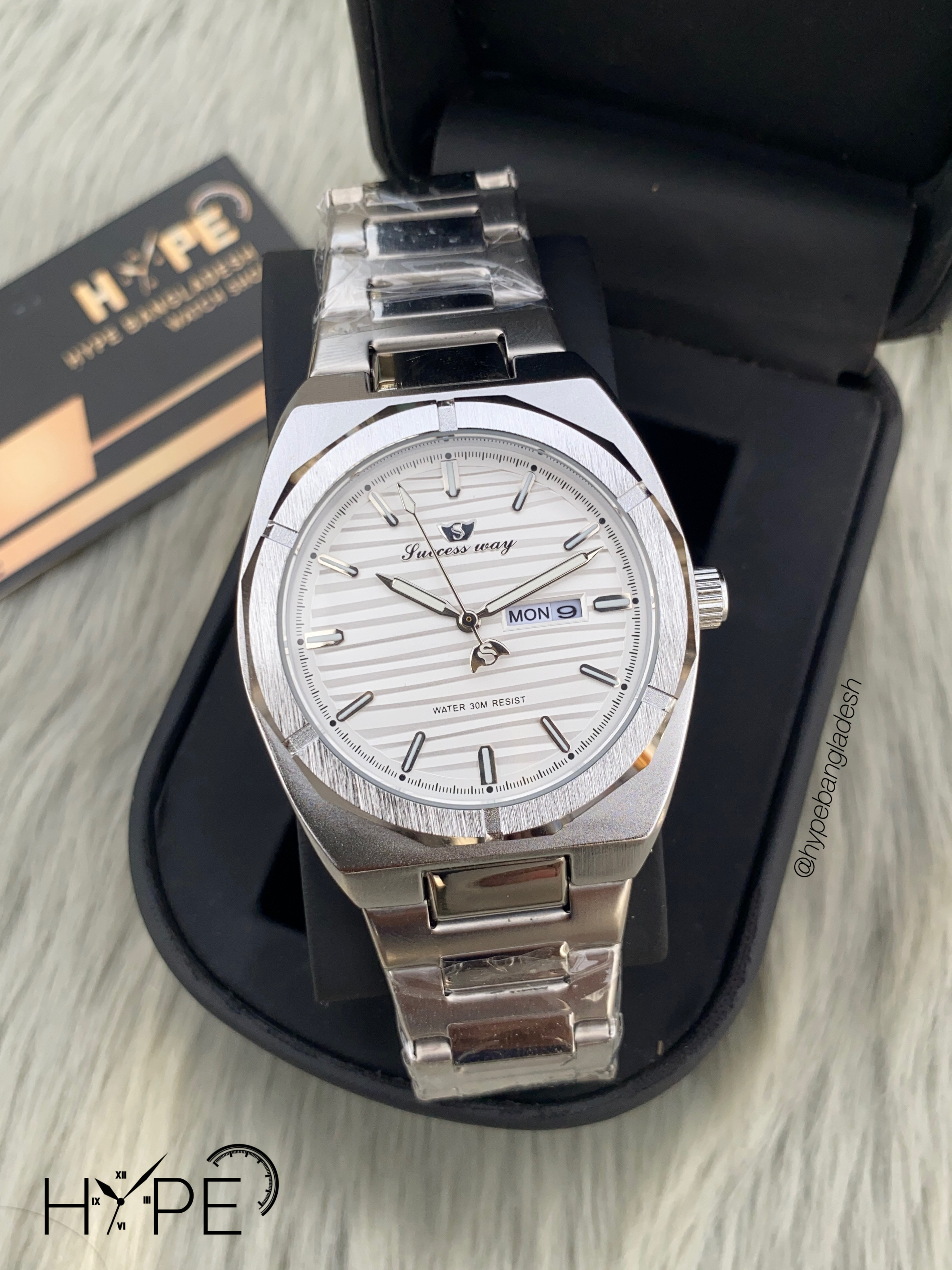 Success Way DayDate Quartz (White Dial)