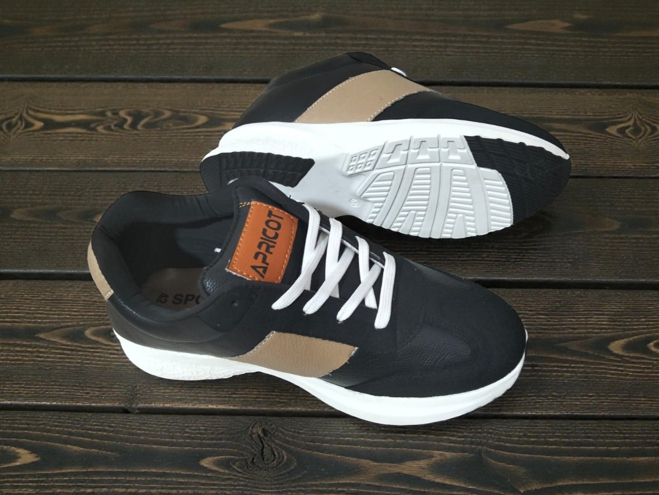 Premium Fashionable Sneakers (ADS-56)_img_3