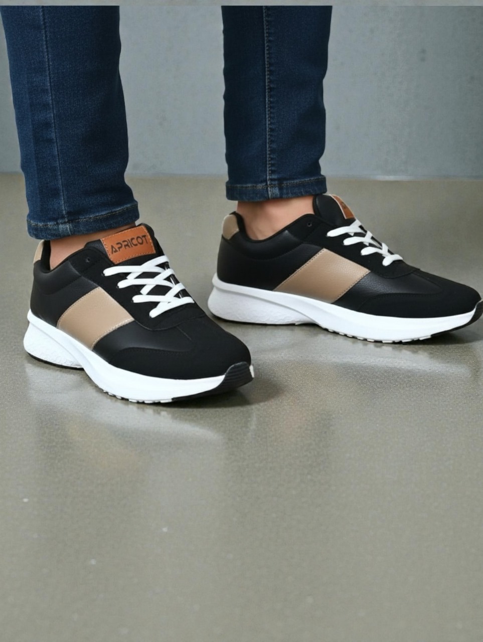 Premium Fashionable Sneakers (ADS-56)_img_7
