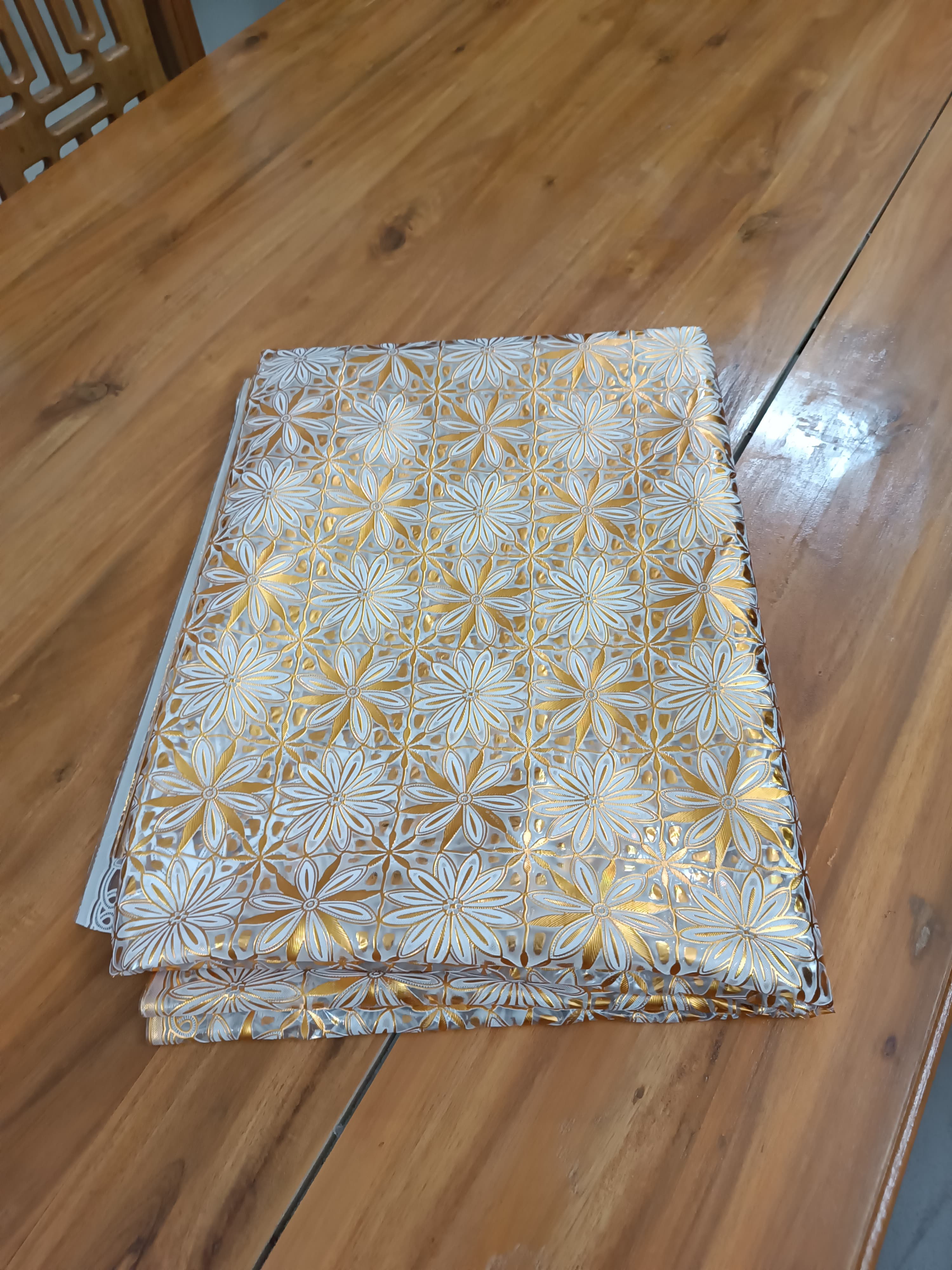 PVC Bronzing Tablecloth -84X4.5 inche-lira.1 - Image 2