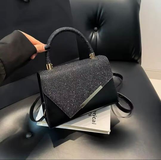 New party bag (Black) image 2