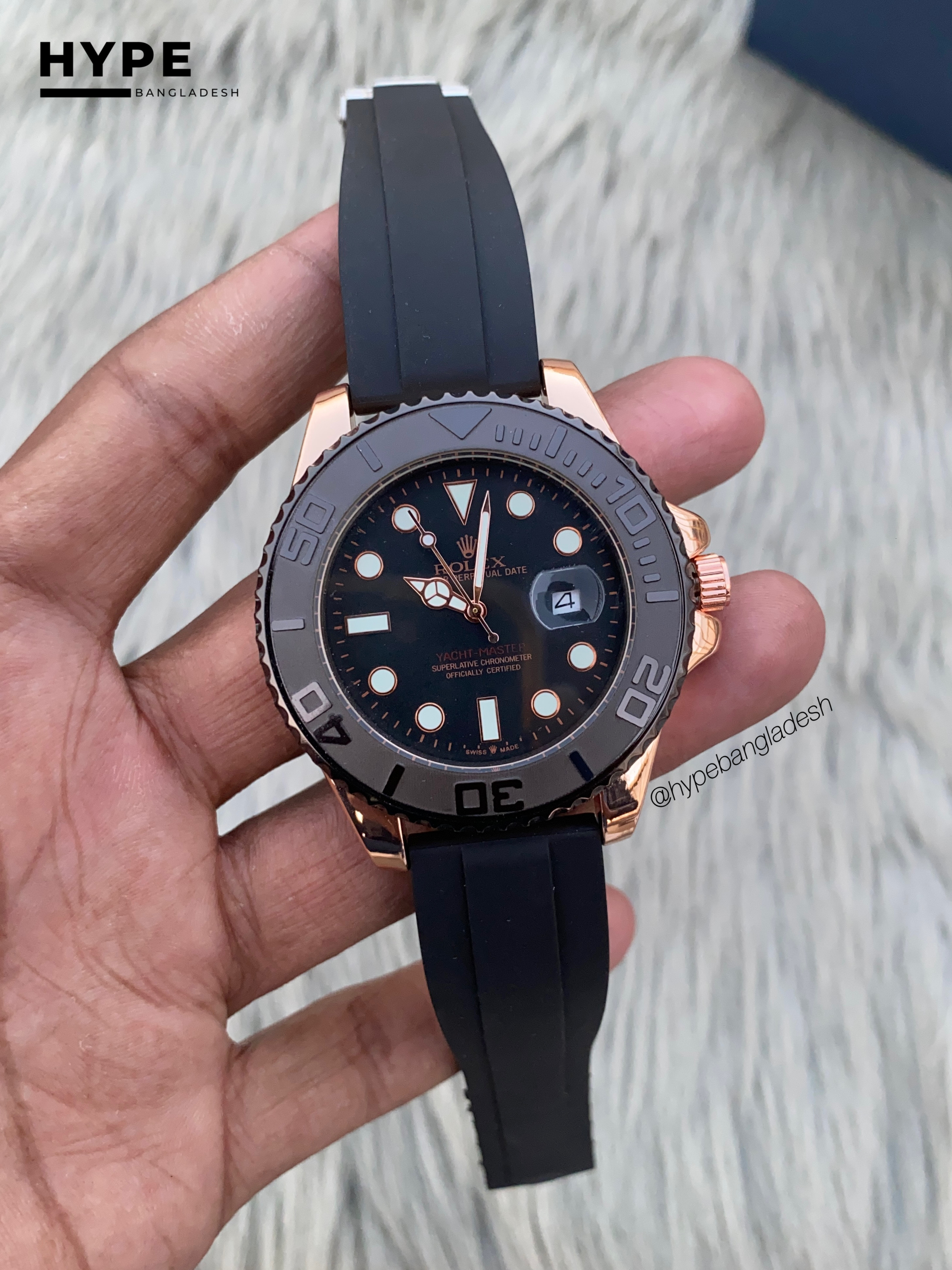 R0LEX Yacht Master in silicone strap.