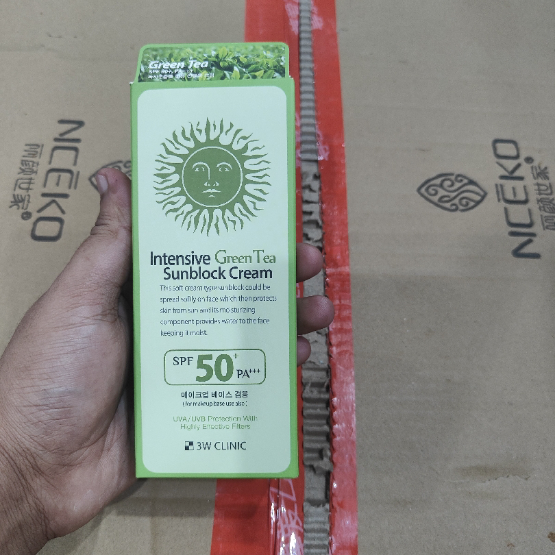 3W clinic sunscreen Green tea