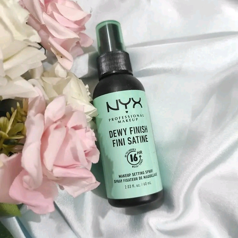 Nyx Cosmetics Dewy Setting spray_img_2