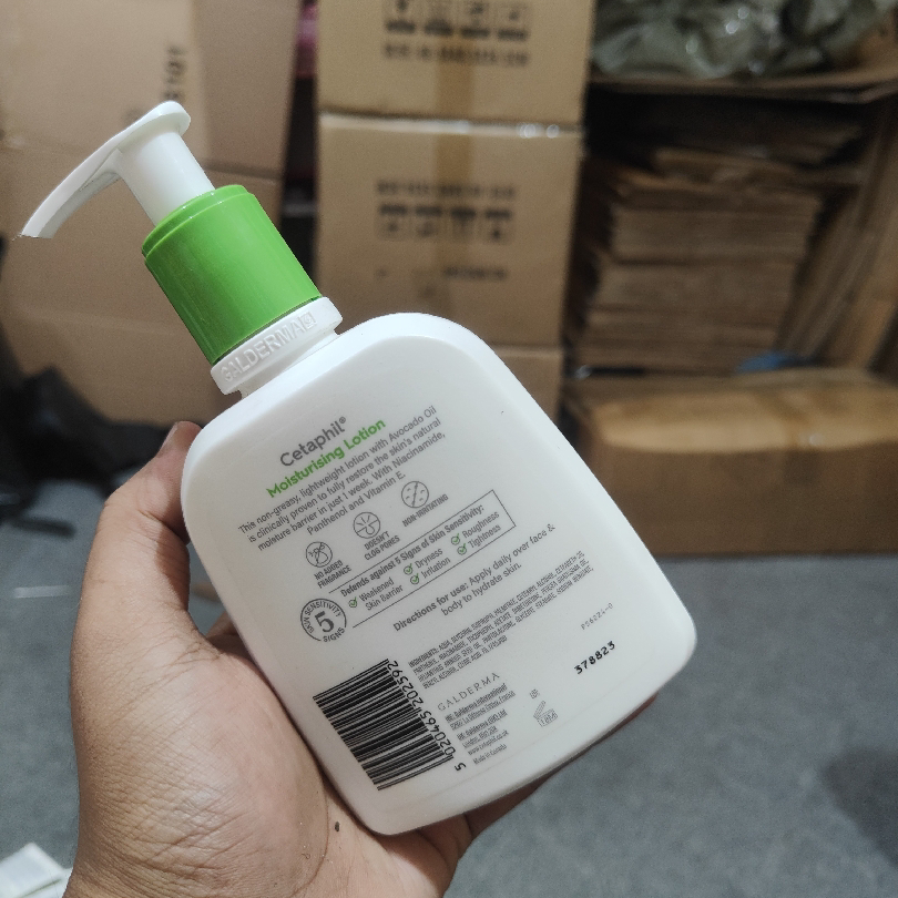 Cetaphil - Moisturizing Lotion 236 ml_img_1