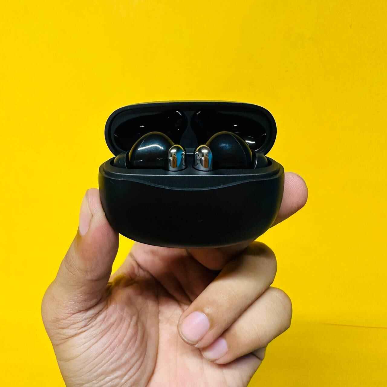 Earbuds