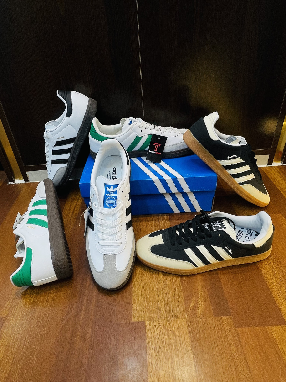 Women's Sneakers